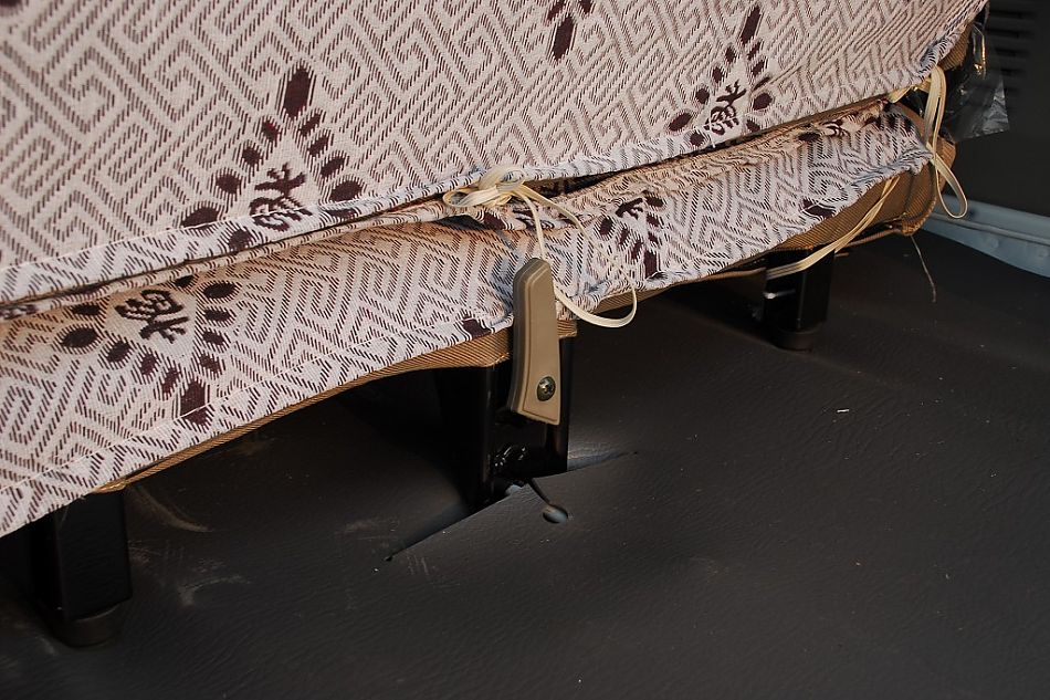 昌河铃木浪迪阳光版内饰