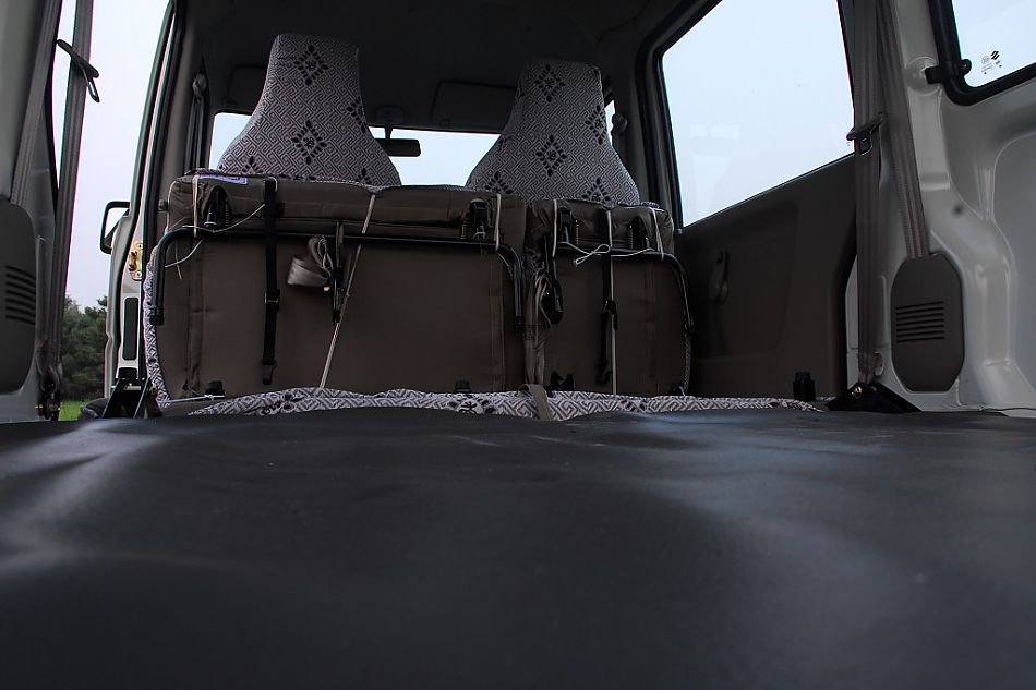 昌河铃木浪迪阳光版内饰