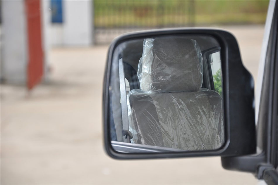 2011款浪迪1.2L阳光版手动标准型