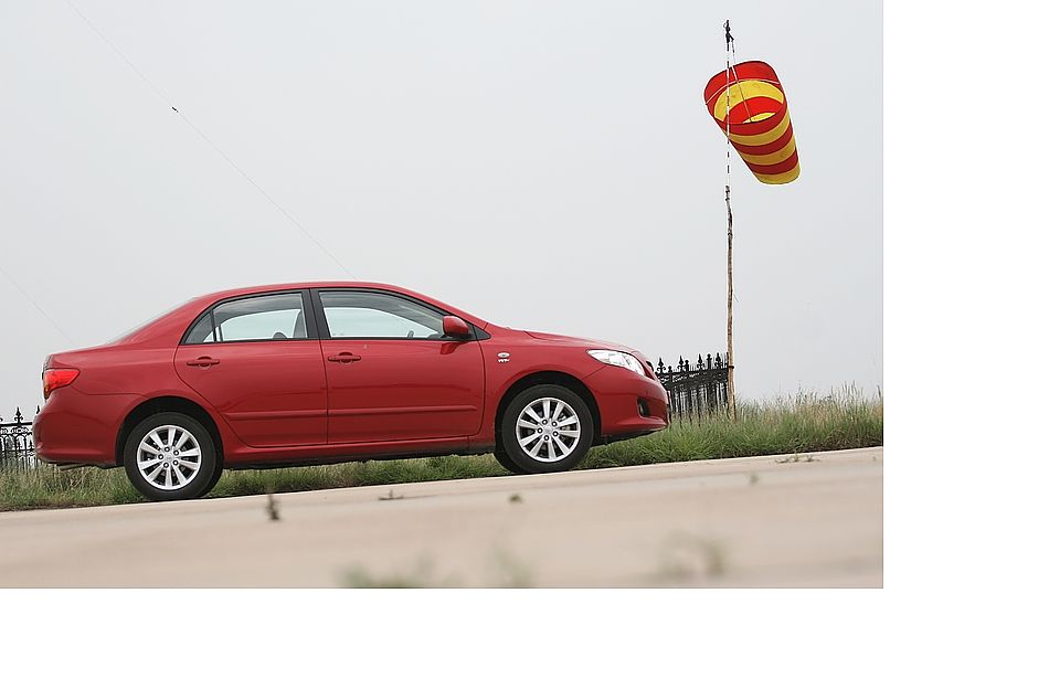 卡罗拉外观图片