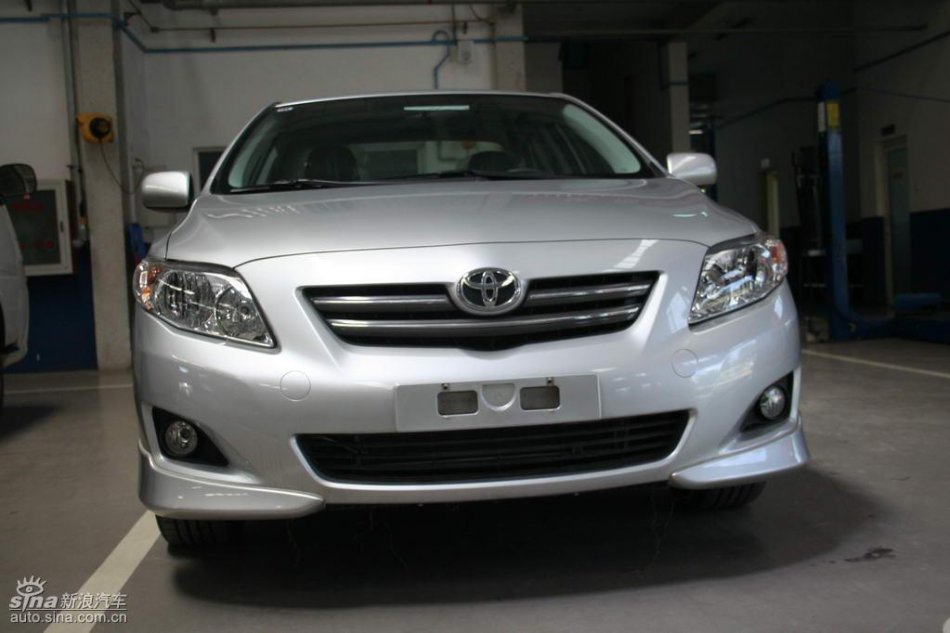天津一汽丰田卡罗拉外观