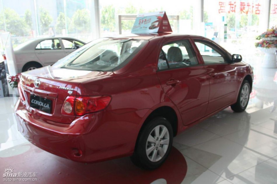 天津一汽丰田卡罗拉外观