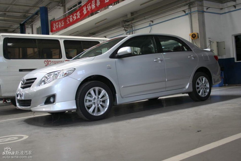 天津一汽丰田卡罗拉外观