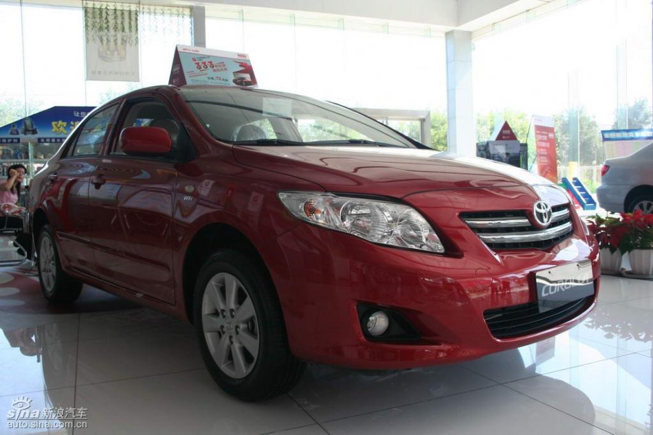 天津一汽丰田卡罗拉外观