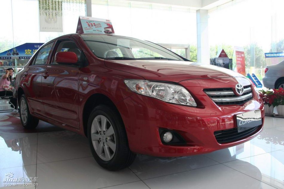 天津一汽丰田卡罗拉外观