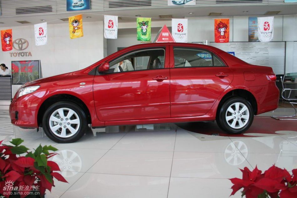 天津一汽丰田卡罗拉外观