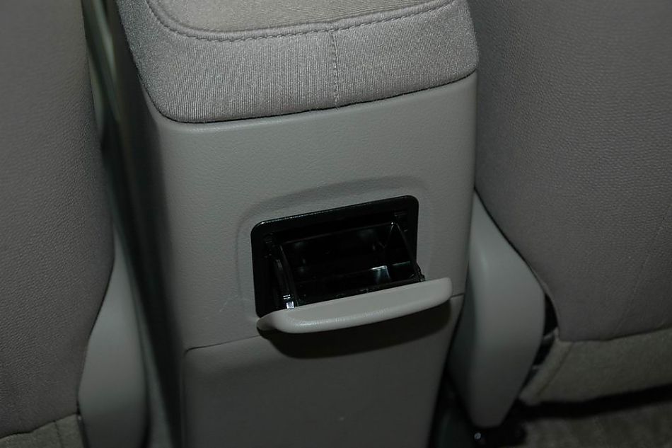 天津一汽丰田卡罗拉内饰