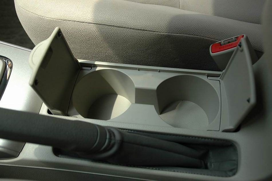 天津一汽丰田卡罗拉内饰