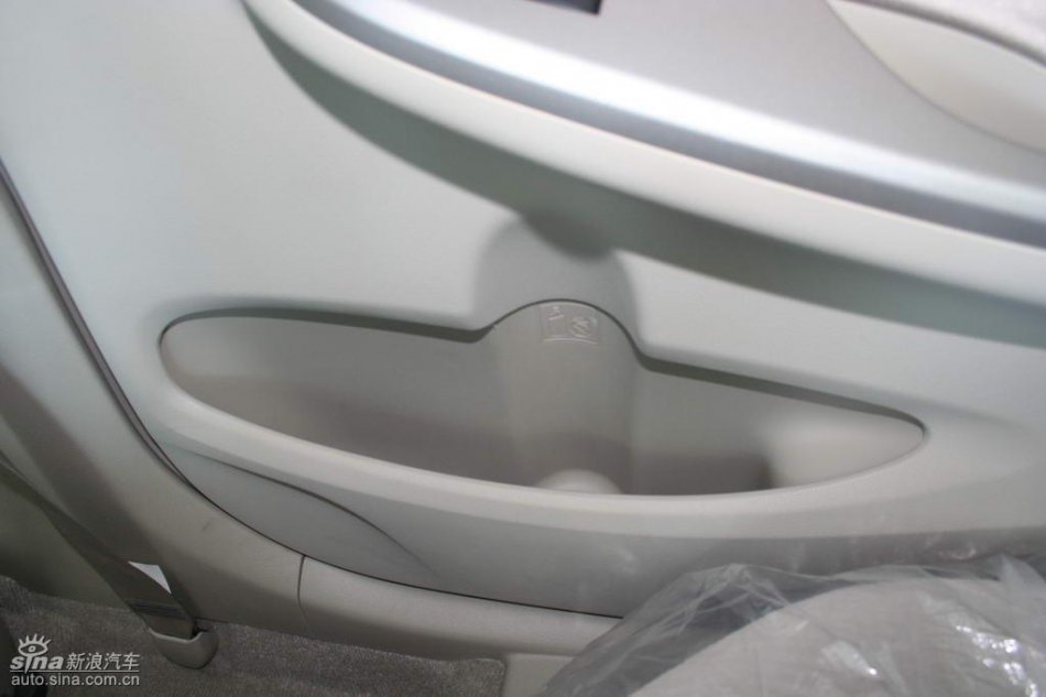 天津一汽丰田卡罗拉内饰