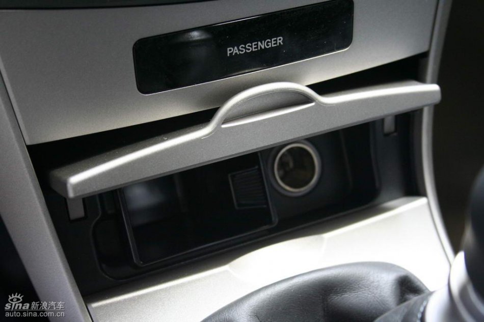 天津一汽丰田卡罗拉内饰