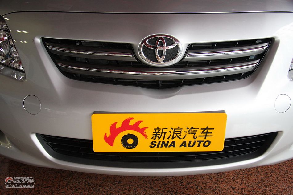 2010款卡罗拉GL-i 1.8AT 天窗版