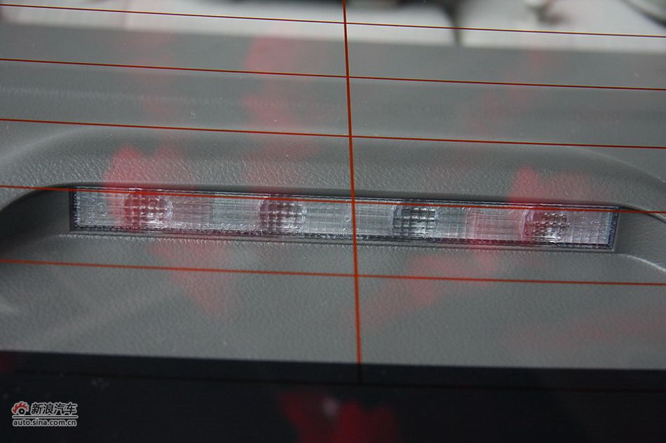 2010款卡罗拉GL 1.6AT 天窗版