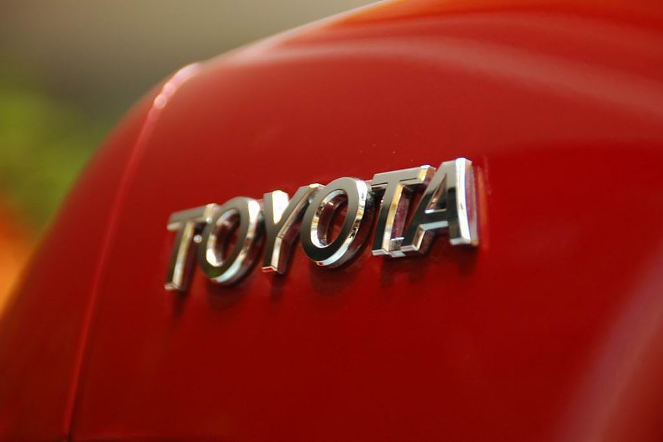 天津一汽丰田卡罗拉尾部细节