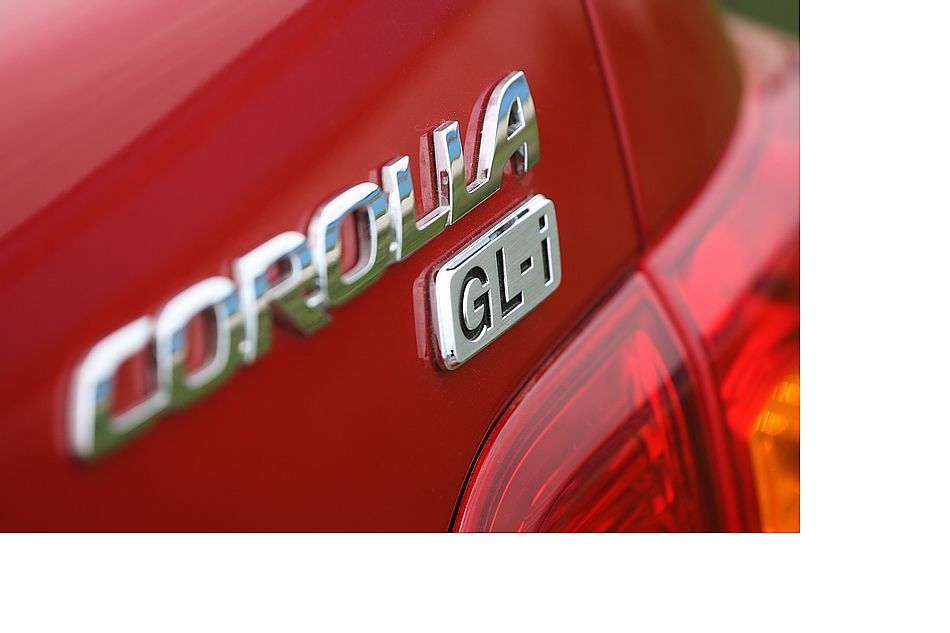 卡罗拉外观图片