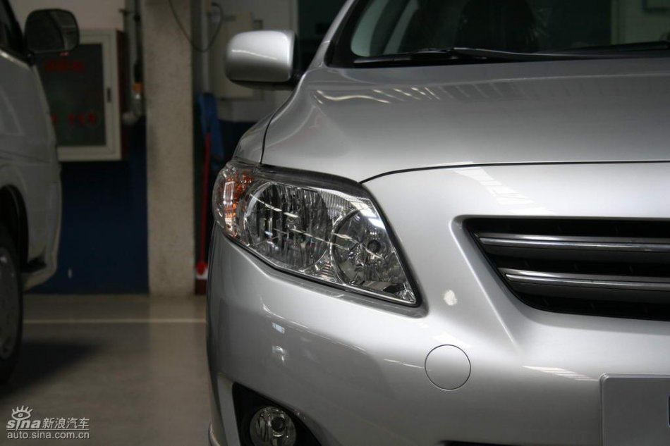 天津一汽丰田卡罗拉外观