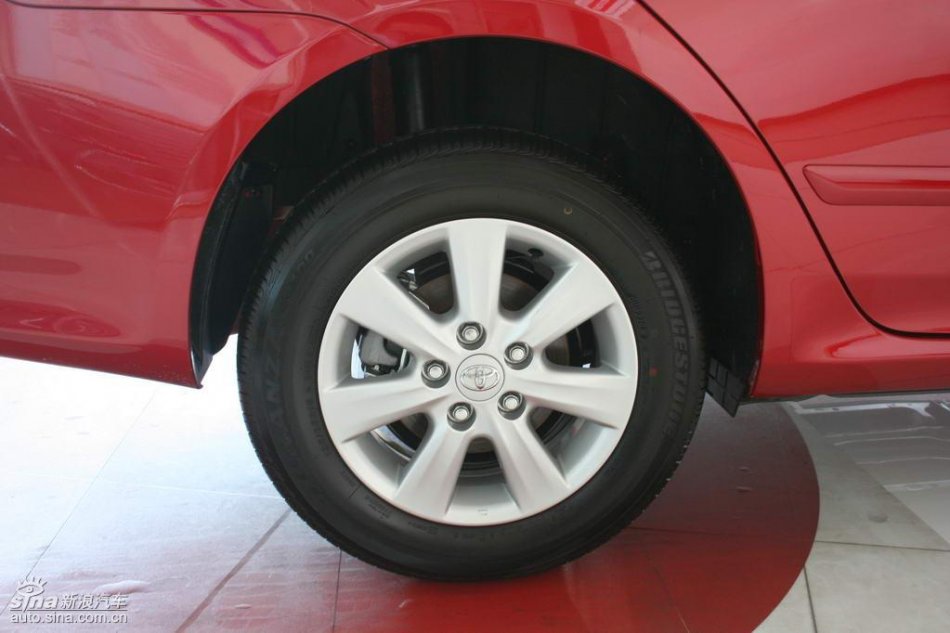 天津一汽丰田卡罗拉外观