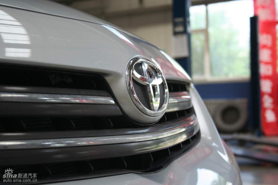 天津一汽丰田卡罗拉外观