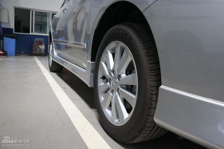 天津一汽丰田卡罗拉外观