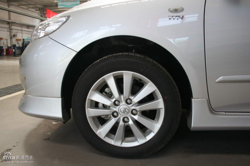 天津一汽丰田卡罗拉外观