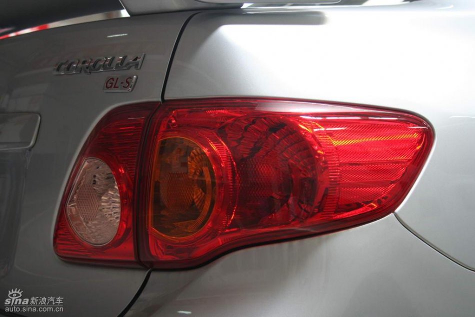 天津一汽丰田卡罗拉外观