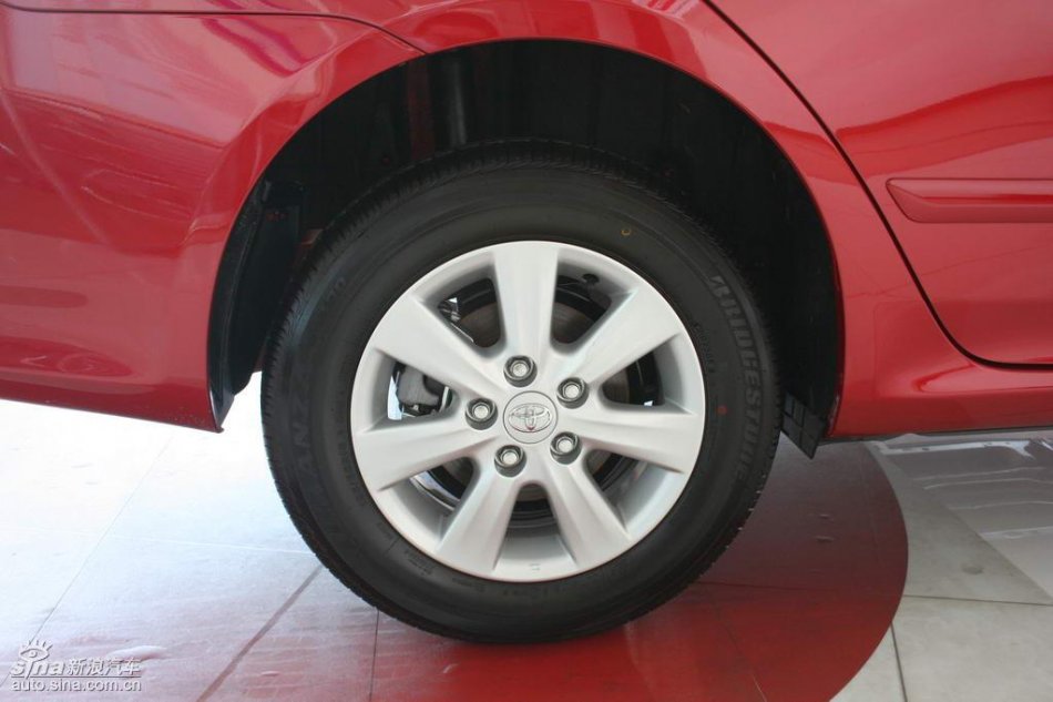 天津一汽丰田卡罗拉外观
