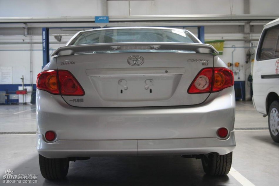 天津一汽丰田卡罗拉外观