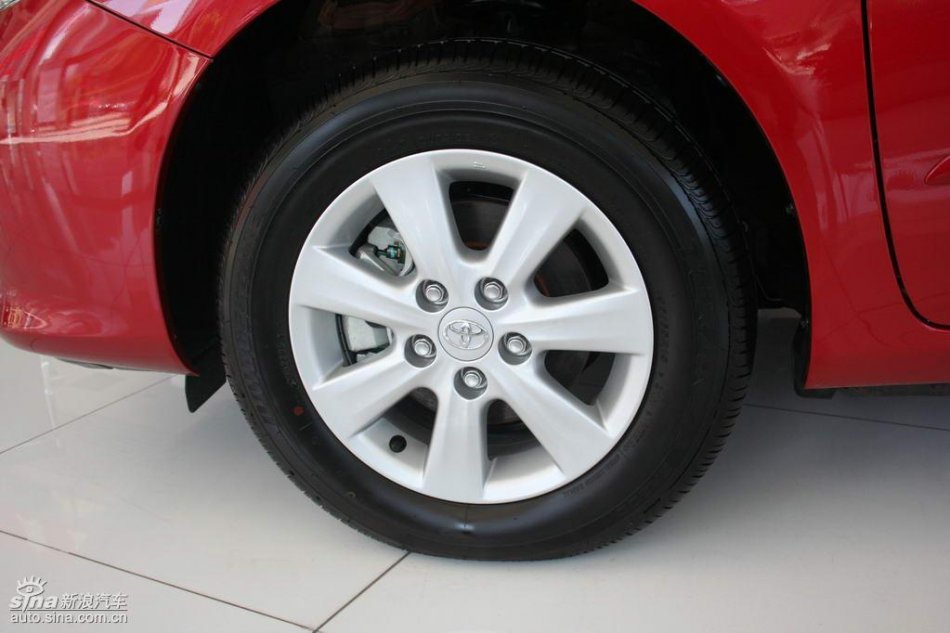 天津一汽丰田卡罗拉外观