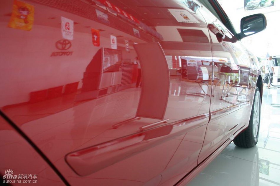 天津一汽丰田卡罗拉外观