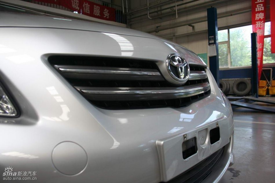 天津一汽丰田卡罗拉外观