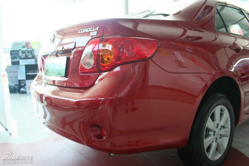 天津一汽丰田卡罗拉外观