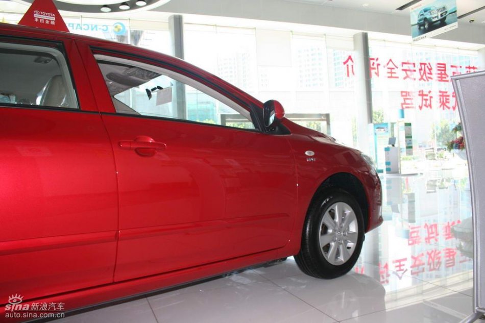 天津一汽丰田卡罗拉外观