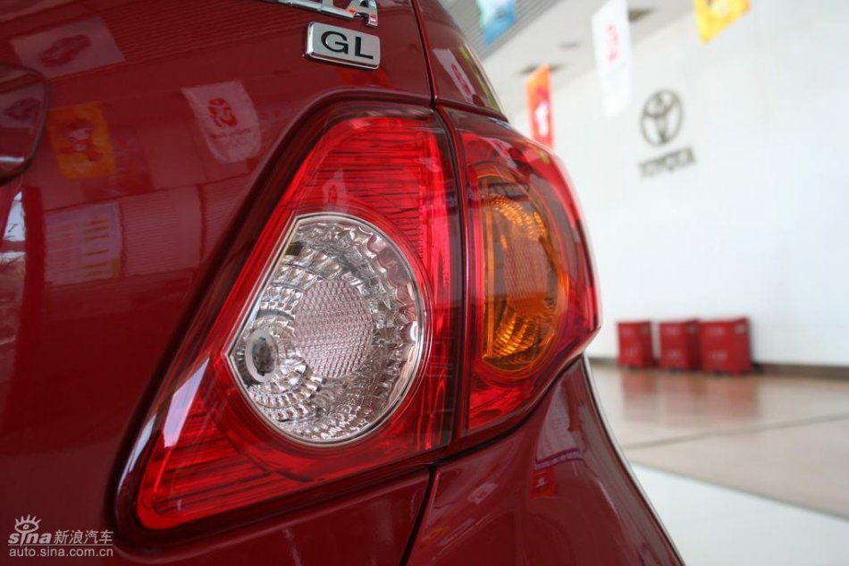 天津一汽丰田卡罗拉外观