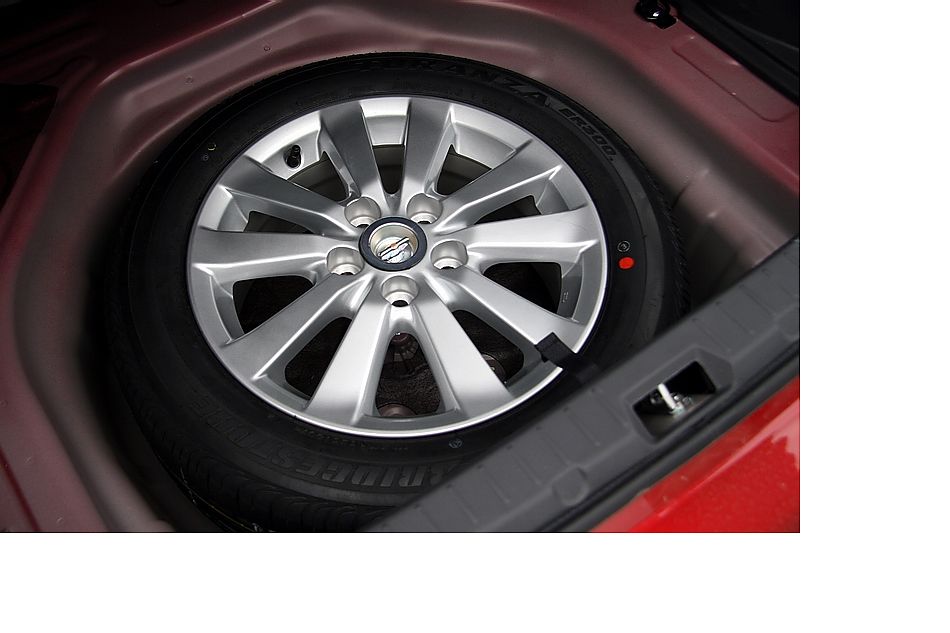 卡罗拉内饰图片