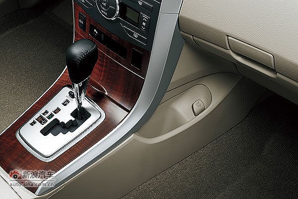 海外版卡罗拉内饰图片