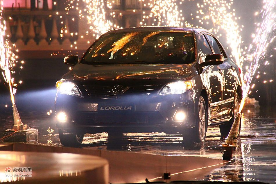 新卡罗拉亮相