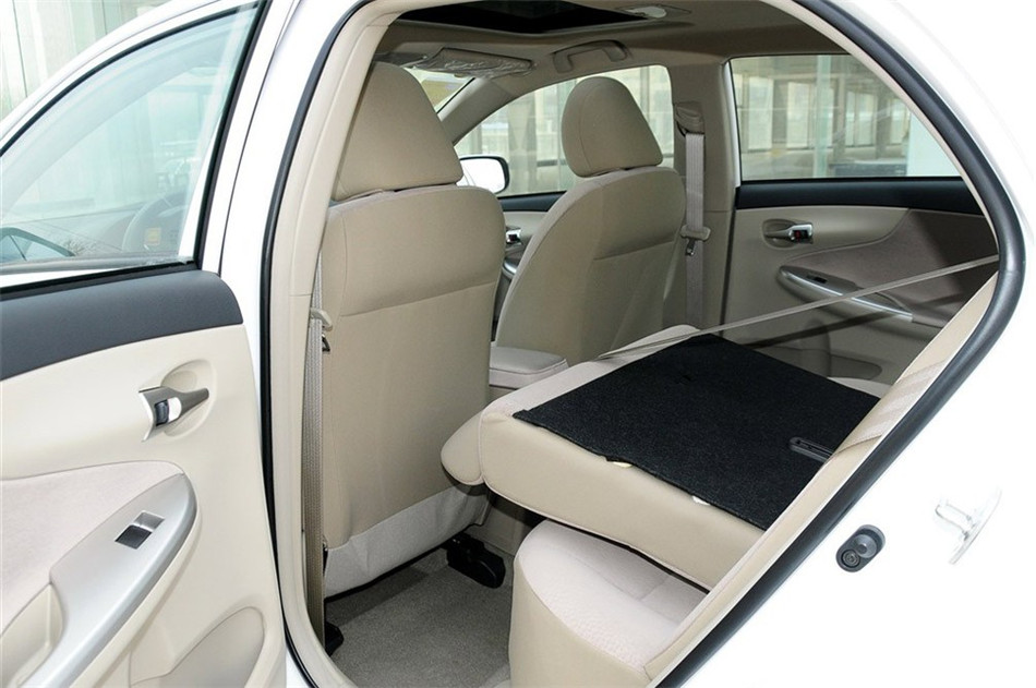 2013款卡罗拉特装版1.6L自动炫酷型GL