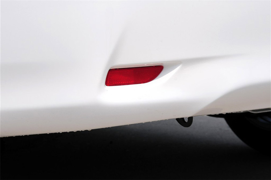 2013款卡罗拉特装版1.6L自动炫酷型GL