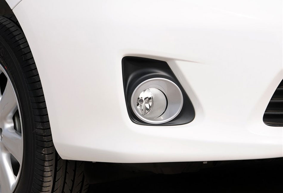 2013款卡罗拉特装版1.6L自动至酷型GL