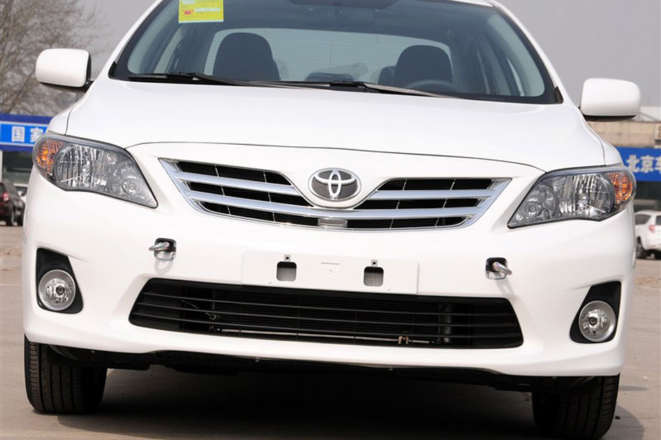 2013款卡罗拉特装版1.6L自动至酷型GL