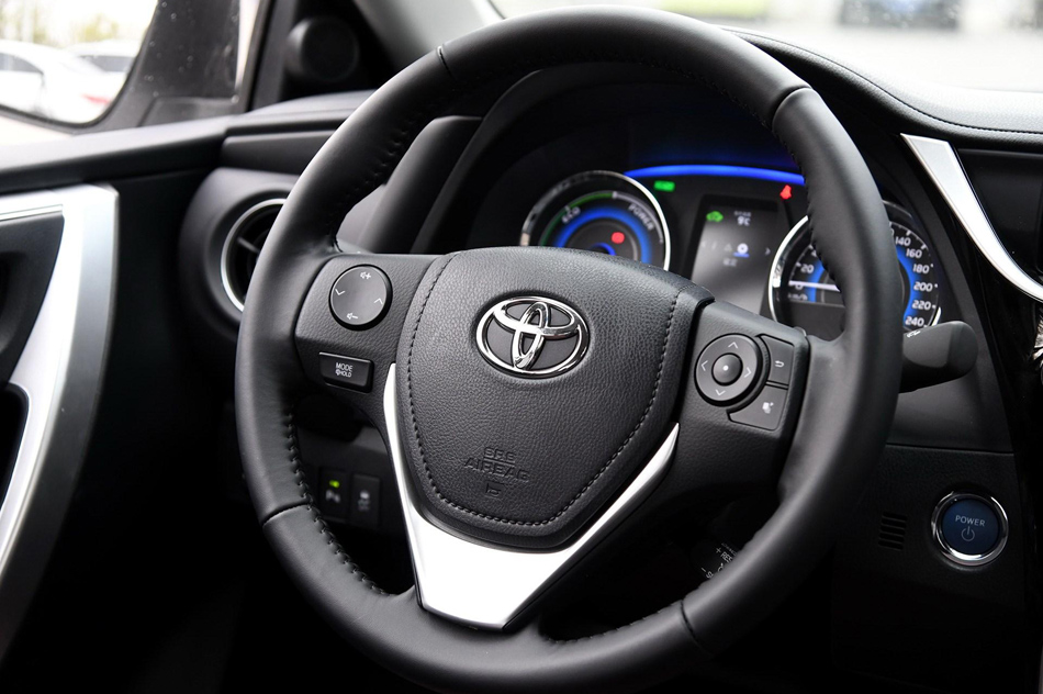 2018 ˫ 1.8L E-CVTа 