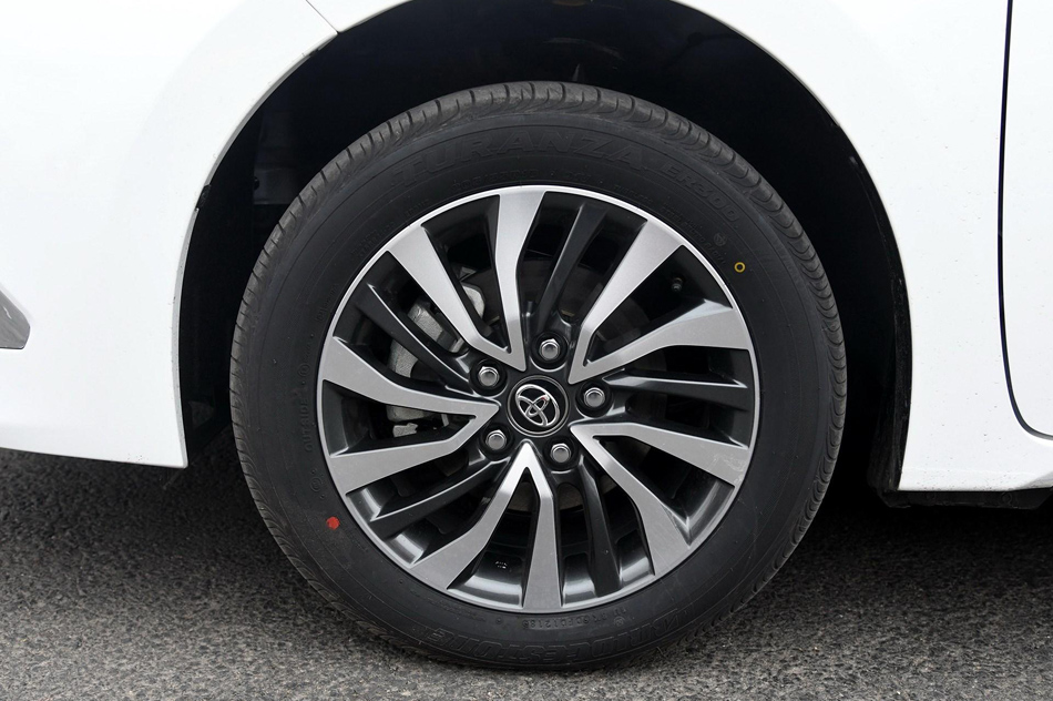 2018款 双擎 1.8L E-CVT智尚版 细节