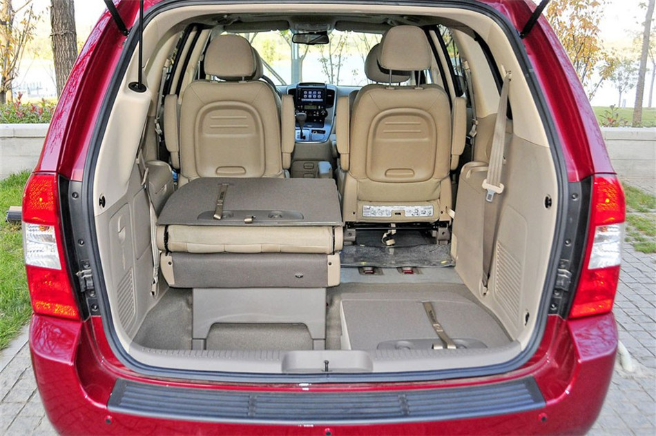 起亚VQ 2013款 2.2T AT VQ-R 豪华版 空间