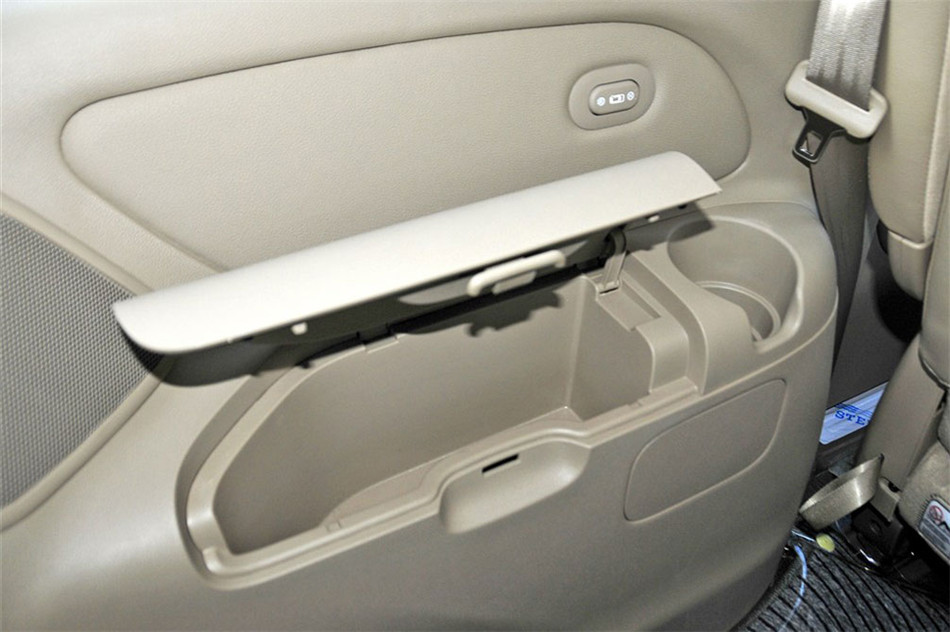 起亚VQ 2013款 2.2T AT VQ-R 豪华版 空间