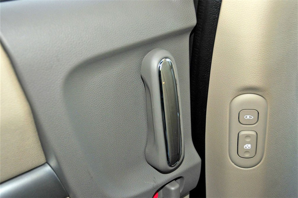 起亚VQ 2013款 2.2T AT VQ-R 豪华版 空间