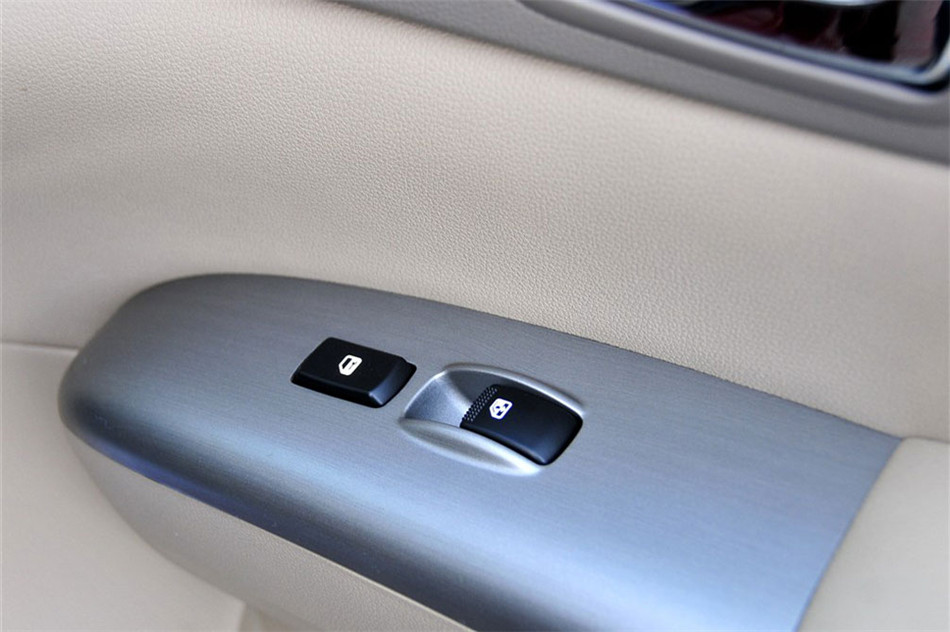 起亚VQ 2013款 2.2T AT VQ-R 豪华版 空间