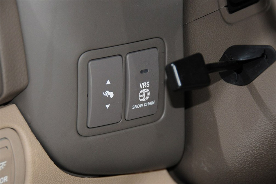 起亚VQ 2013款 2.2T AT VQ-R 豪华版 内饰