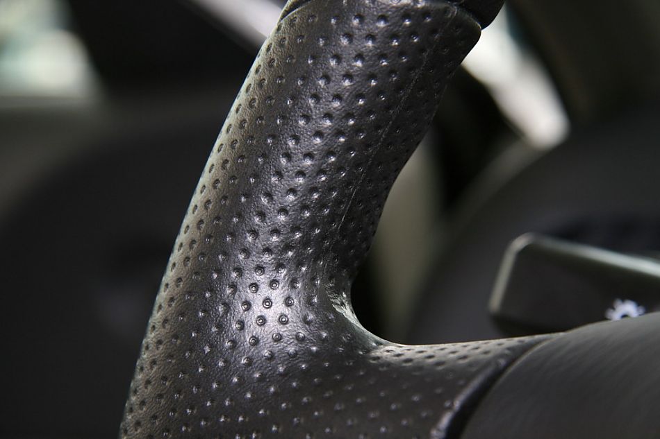 海马汽车海福星方向盘