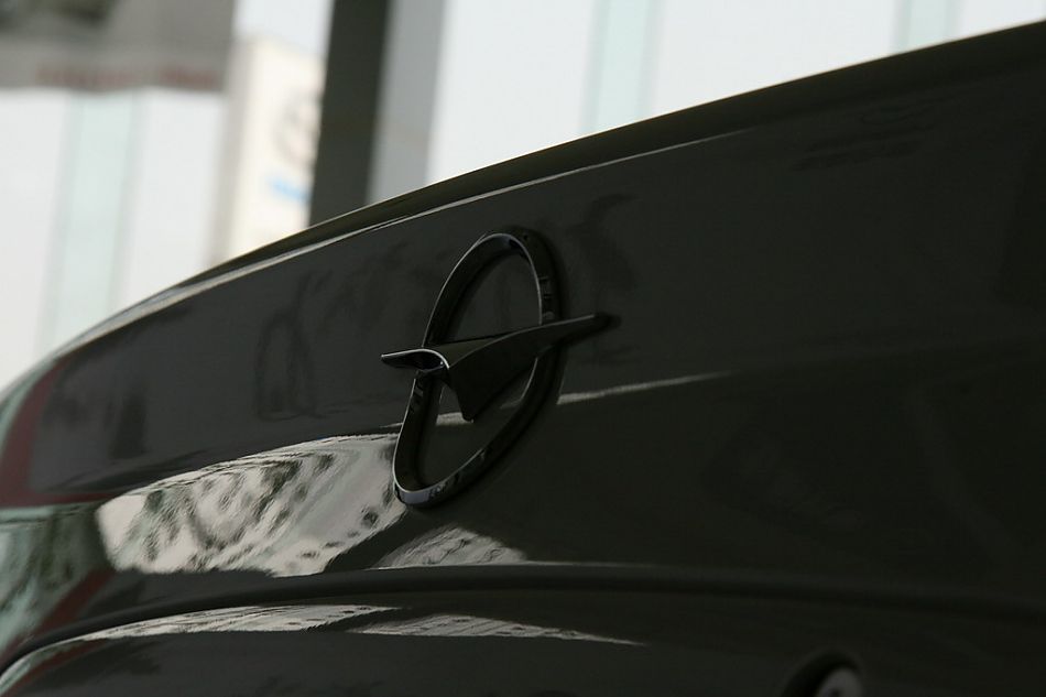 海马汽车海福星尾部车标