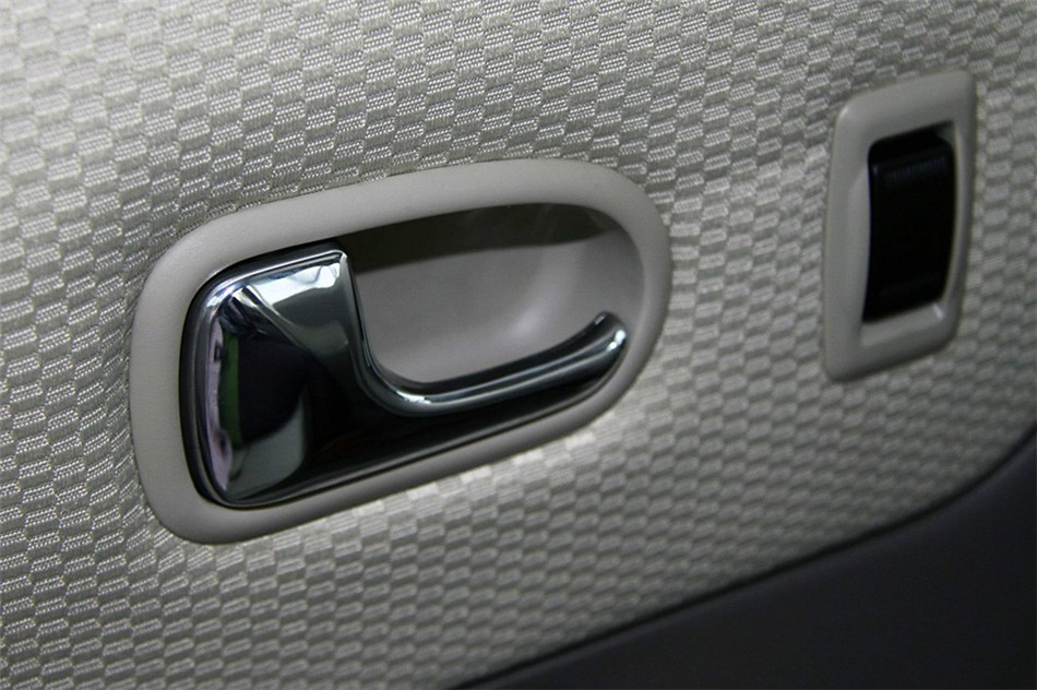 海福星 2012款 1.5L MT 精英型 空间