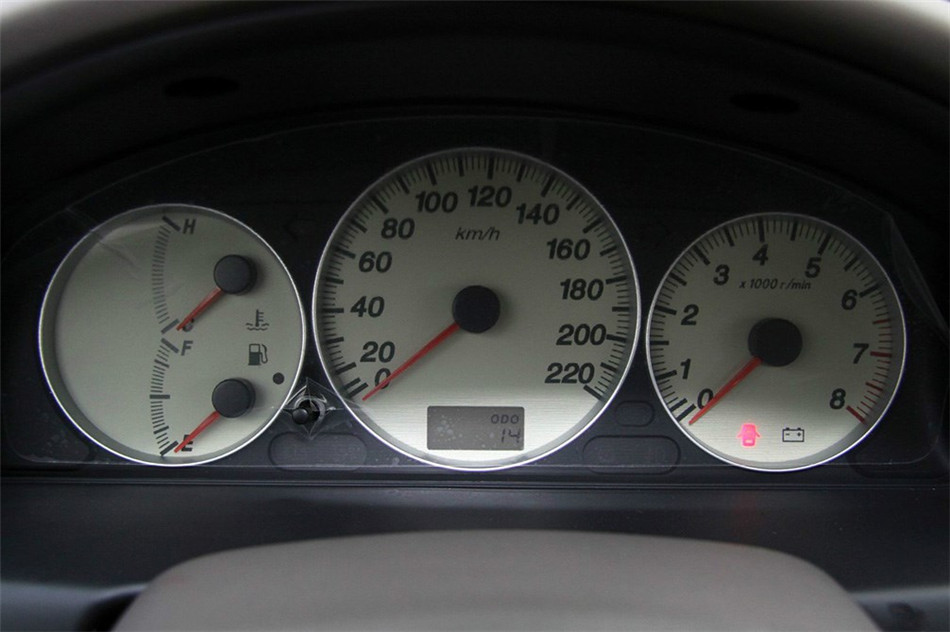 海福星 2012款 1.5L MT 精英型 内饰 